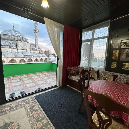 Nur Deniz Manzarali Apartment Istanbul